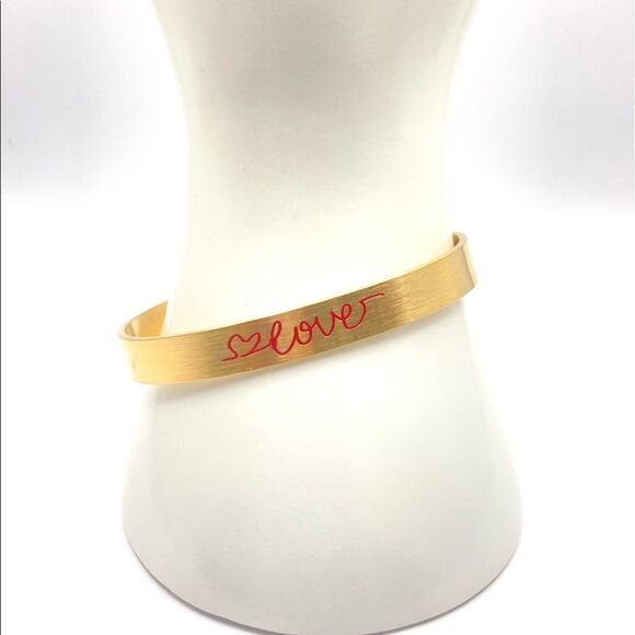 Minimalist gold love message cuff bracelet - Picture 3 of 4